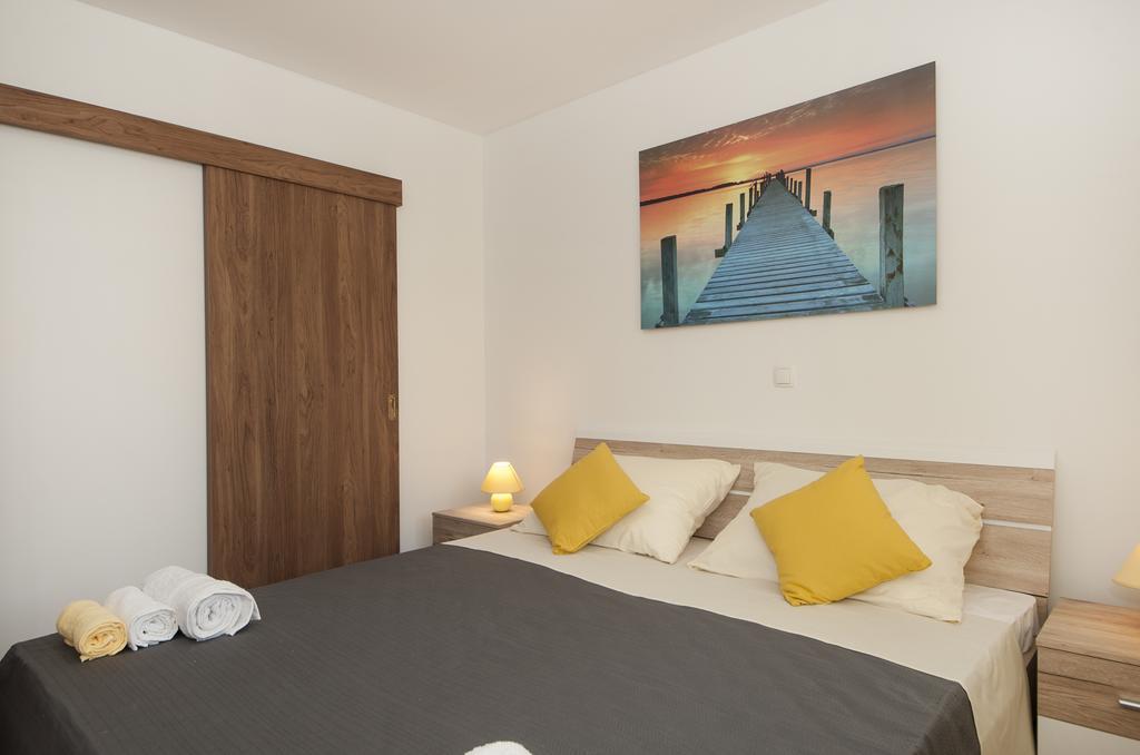 Apartament Mestrovic With Heated Swiming Pool- Near Split